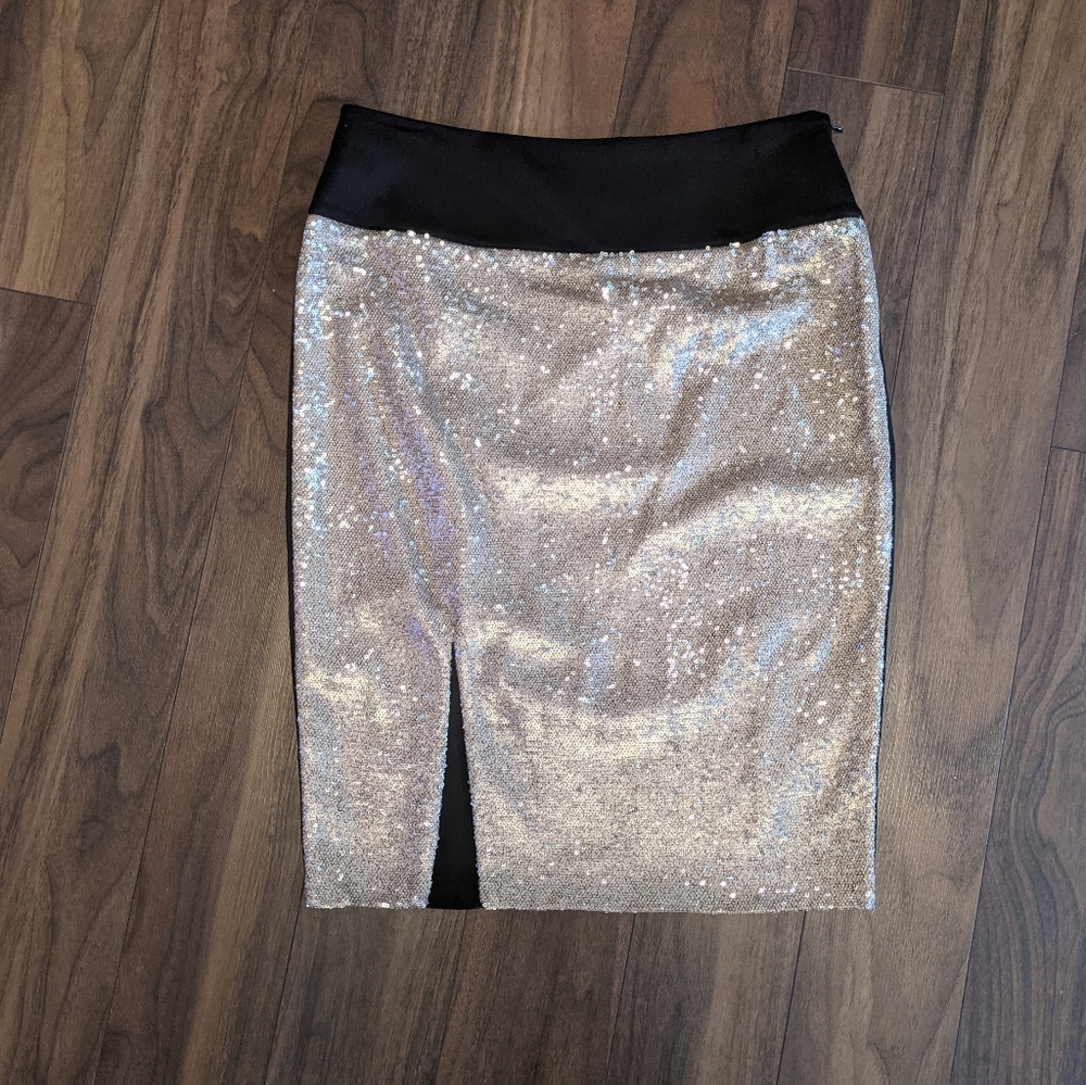 Yaya&Co brand new sequin skirt